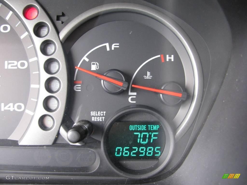2004 Honda Pilot EX-L 4WD Gauges Photo #17761539