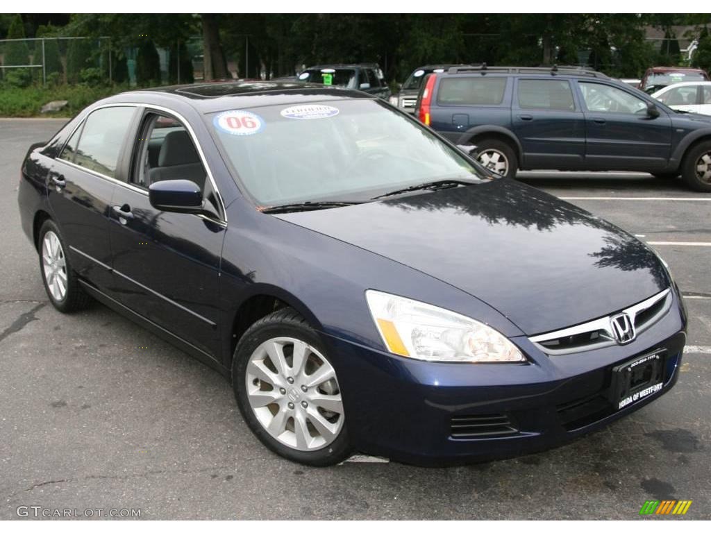 2006 Accord LX V6 Sedan - Royal Blue Pearl / Gray photo #3