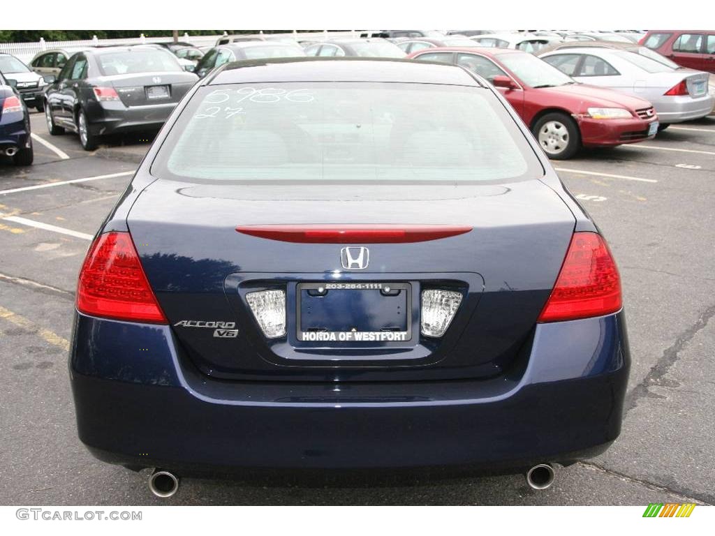 2006 Accord LX V6 Sedan - Royal Blue Pearl / Gray photo #6