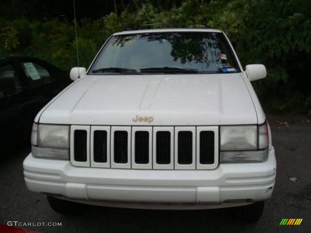 1996 Grand Cherokee Limited 4x4 - Stone White / Beige photo #5