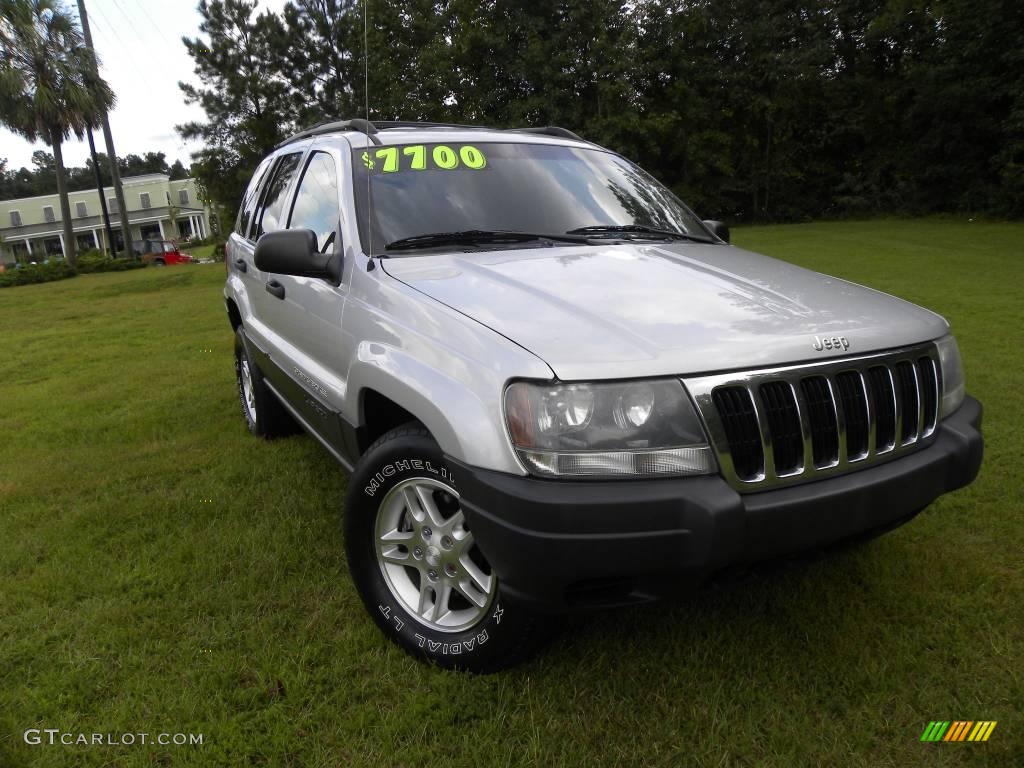 2003 Grand Cherokee Laredo - Bright Silver Metallic / Dark Slate Gray photo #1