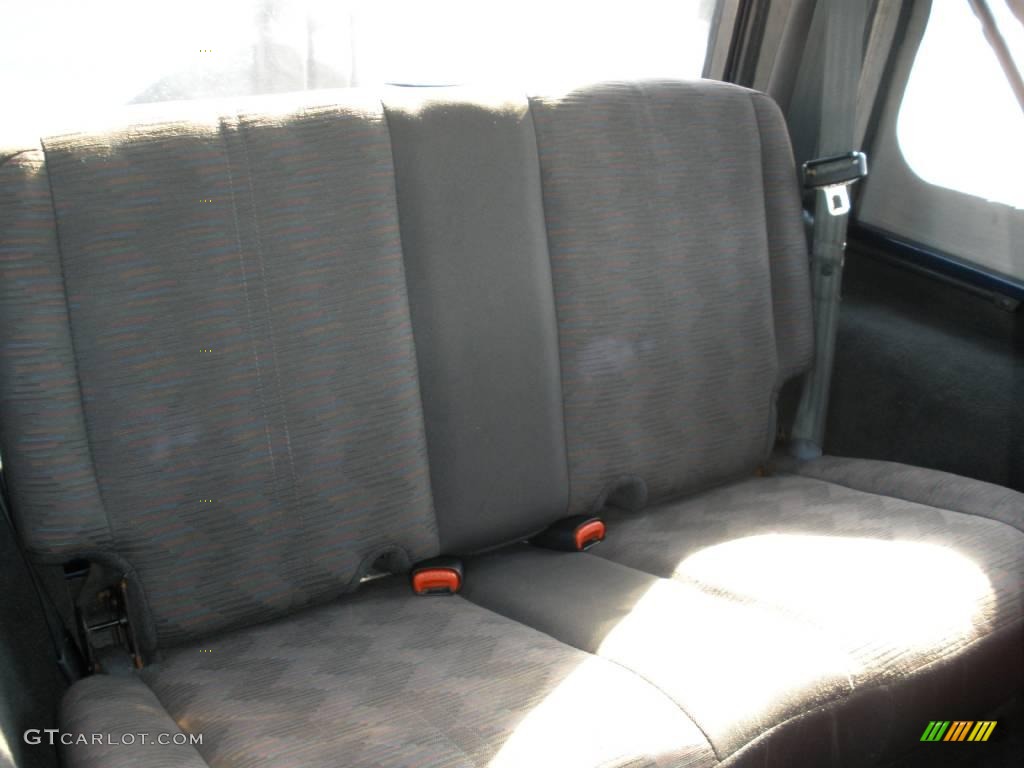 2004 Wrangler X 4x4 - Patriot Blue Pearl / Dark Slate Gray photo #19