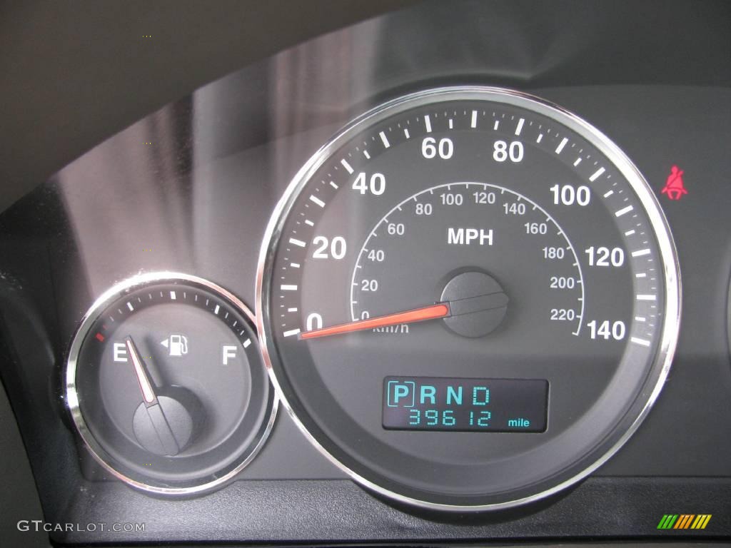 2006 Grand Cherokee Limited 4x4 - Inferno Red Crystal Pearl / Dark Khaki/Light Graystone photo #15