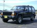 Black - Cherokee Sport 4x4 Photo No. 3