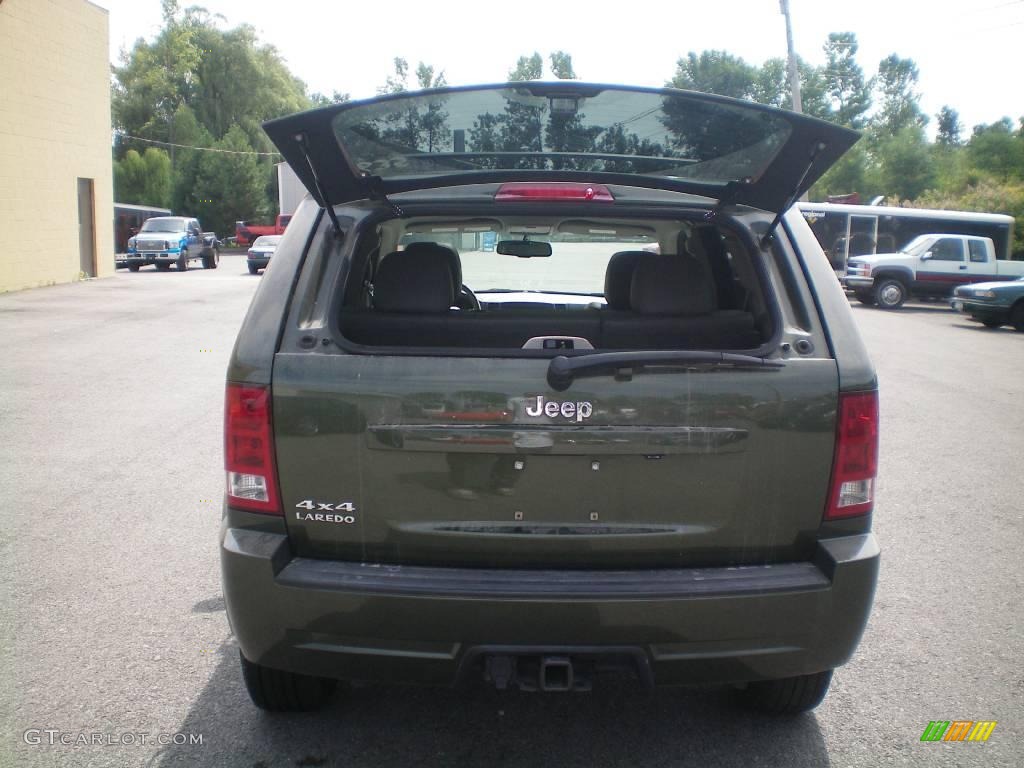 2006 Grand Cherokee Laredo 4x4 - Jeep Green Metallic / Medium Slate Gray photo #19