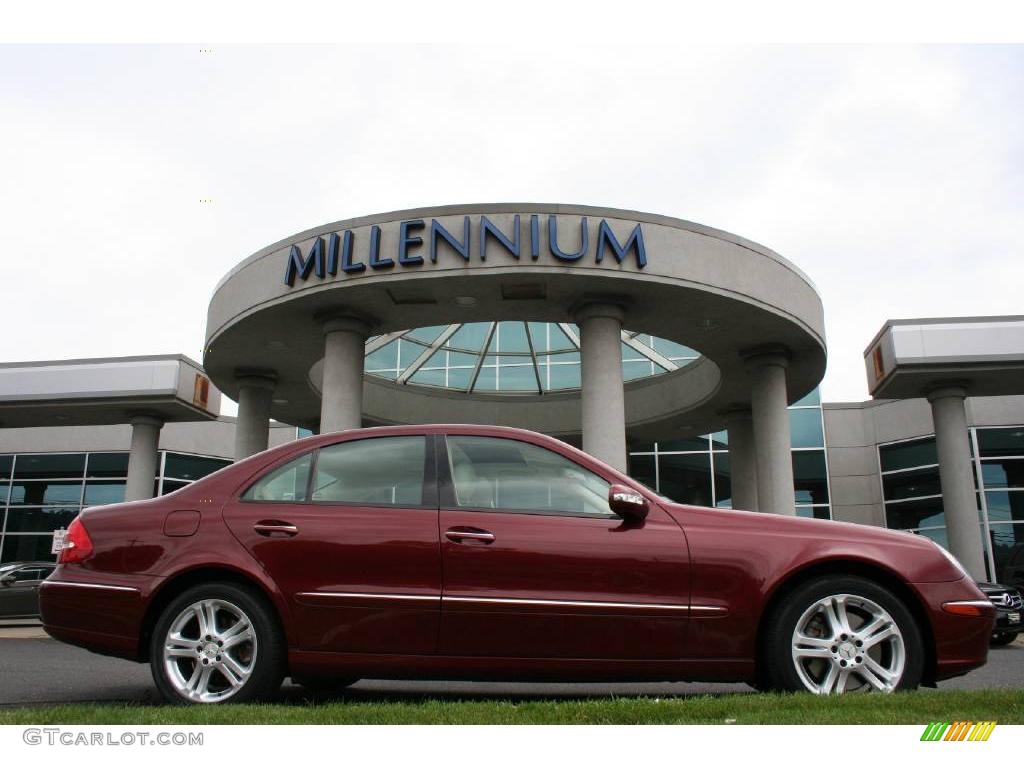 2004 E 500 4Matic Sedan - Bordeaux Red Metallic / Stone photo #1