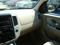 2005 Black Mercury Mariner V6 Convenience  photo #15