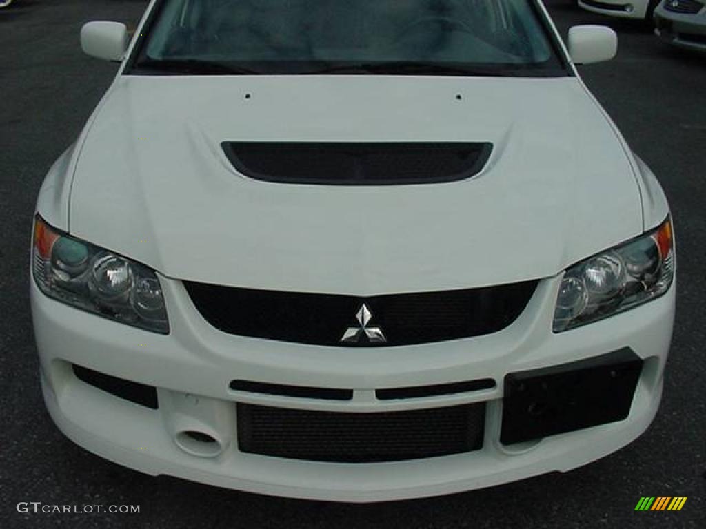 2006 Lancer Evolution IX - Wicked White / Black Leather photo #3