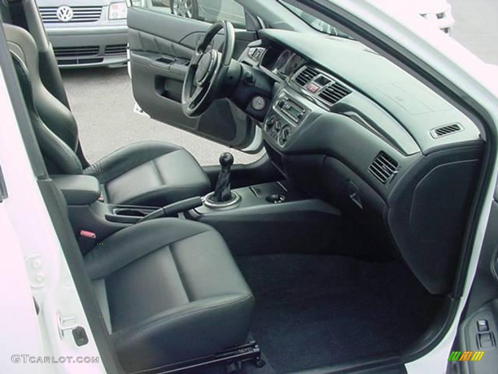 2006 Lancer Evolution IX - Wicked White / Black Leather photo #11