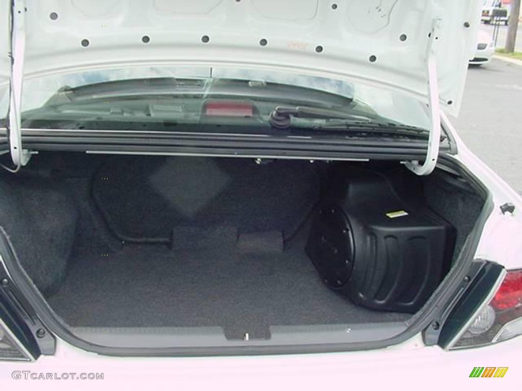 2006 Lancer Evolution IX - Wicked White / Black Leather photo #16