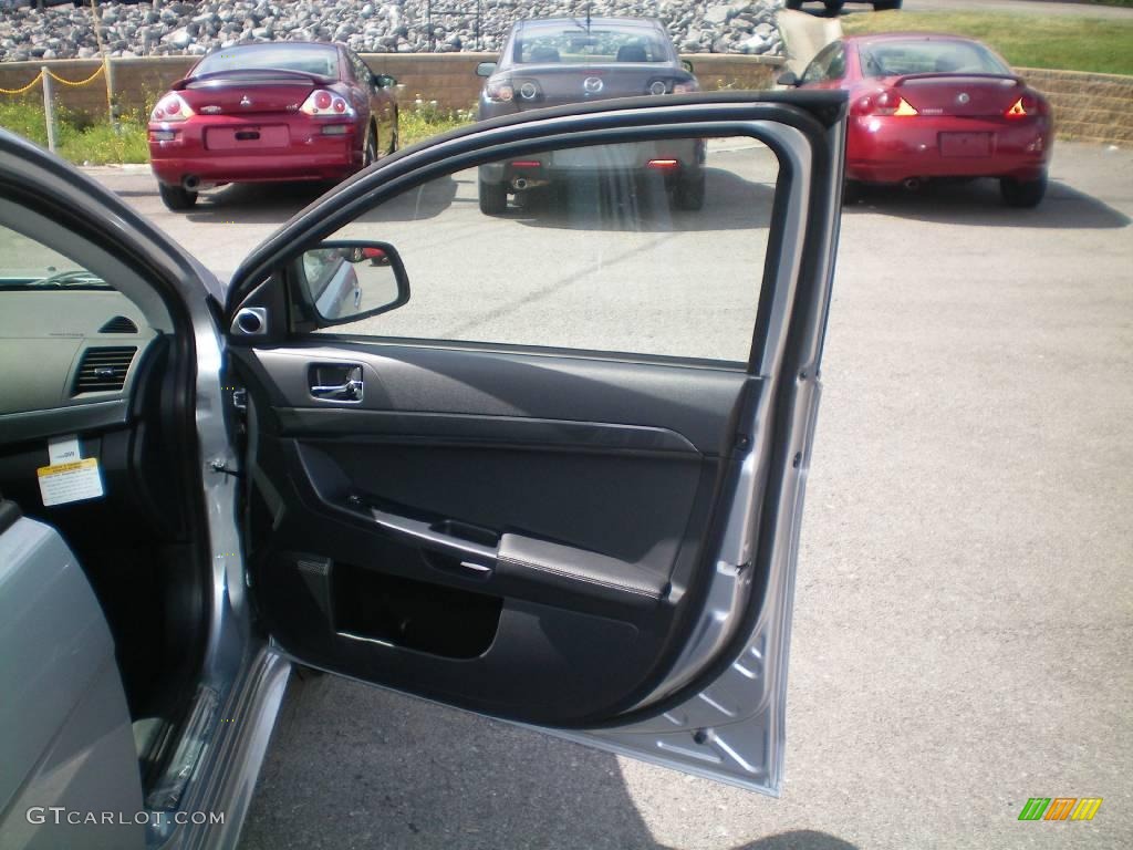 2010 Lancer GTS - Apex Silver Metallic / Black photo #25