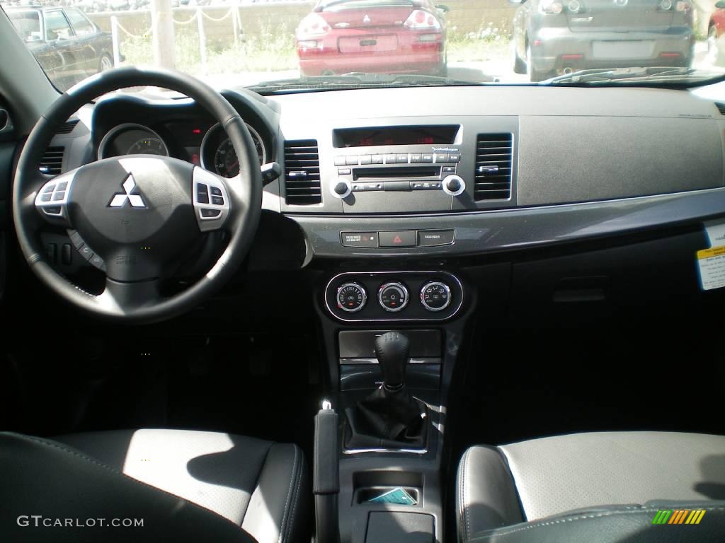 2010 Lancer GTS - Apex Silver Metallic / Black photo #28