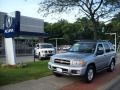 2002 Chrome Silver Metallic Nissan Pathfinder LE 4x4  photo #1