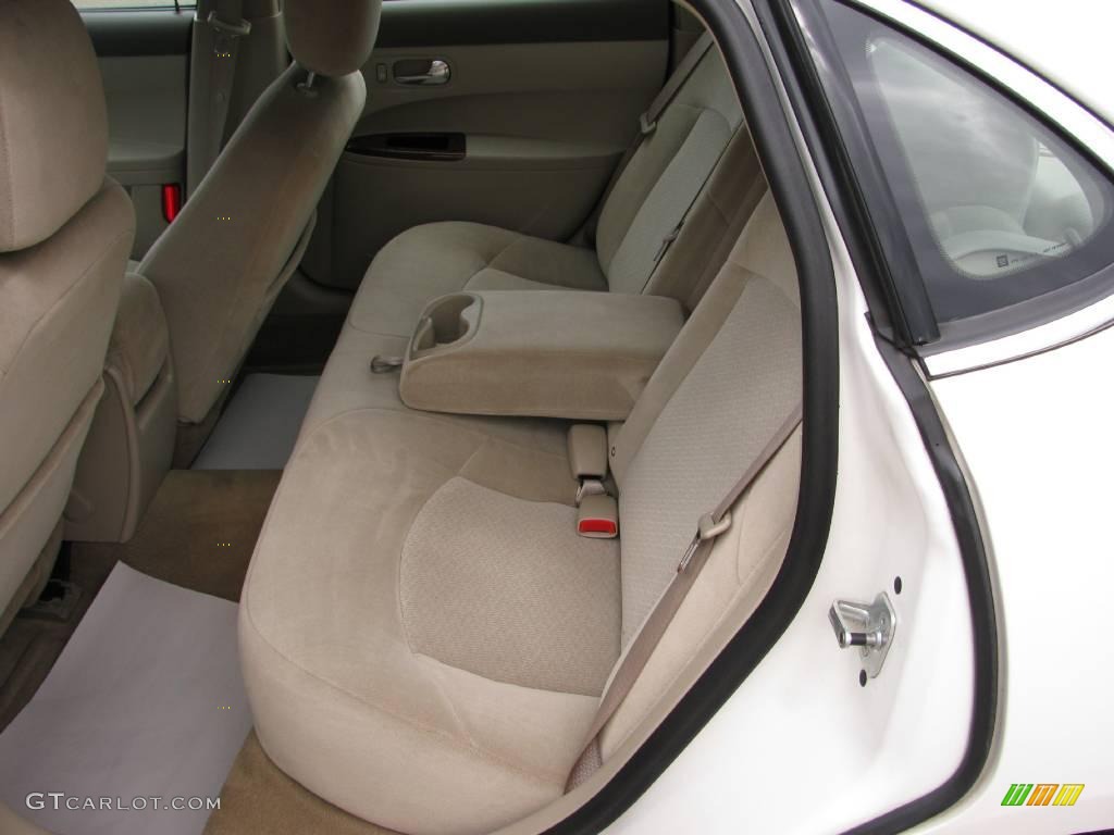 2006 LaCrosse CX - White Opal / Neutral photo #10