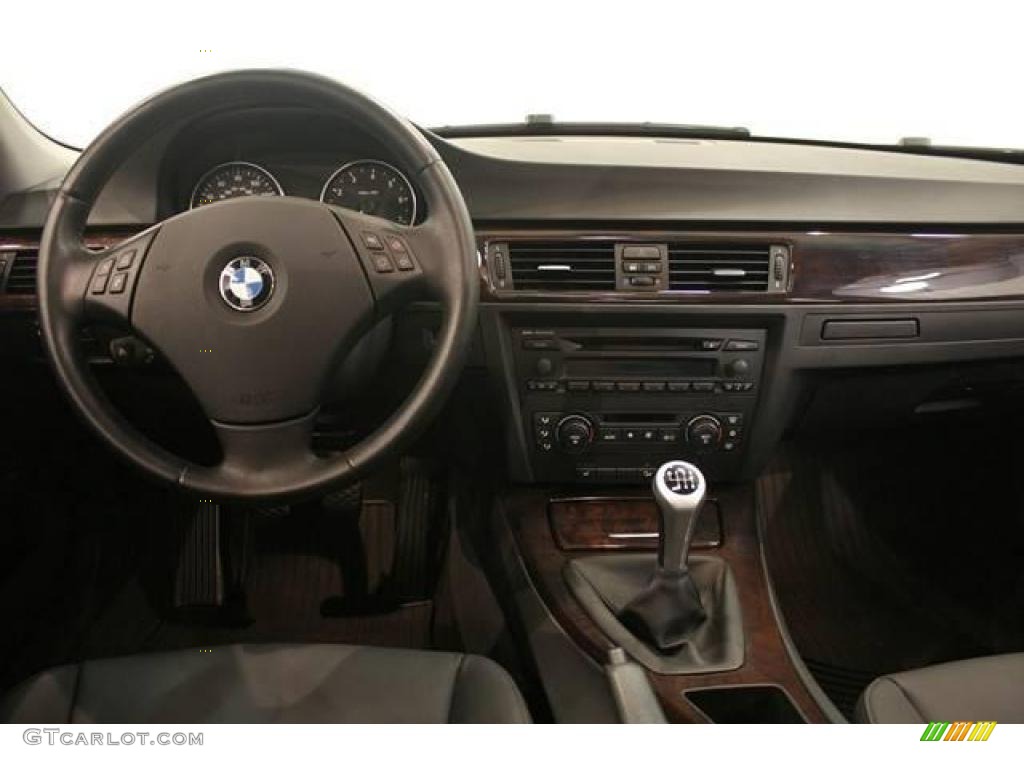 2006 3 Series 325xi Sedan - Titanium Silver Metallic / Black photo #19