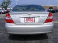 Lunar Mist Metallic - Camry LE Photo No. 4