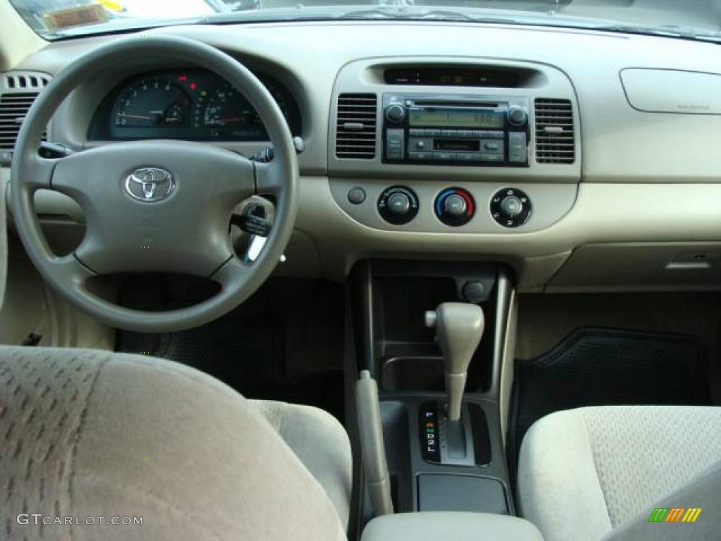 2002 Camry LE - Black / Taupe photo #9