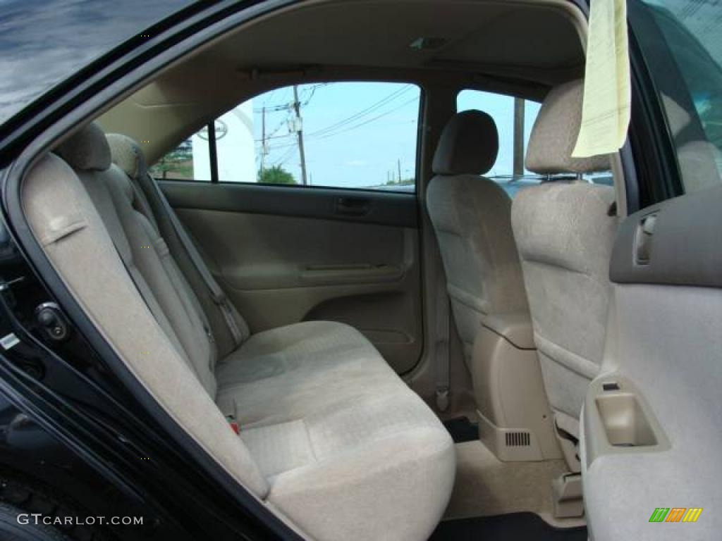2002 Camry LE - Black / Taupe photo #12