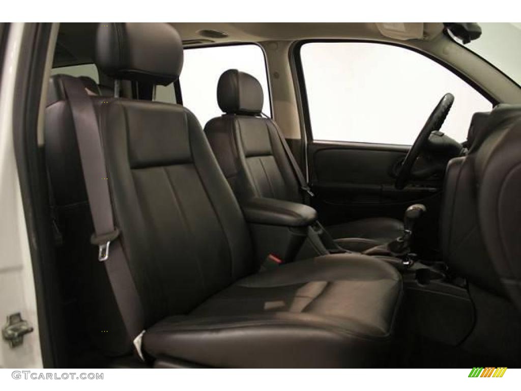 2005 TrailBlazer EXT LT 4x4 - Summit White / Ebony photo #16
