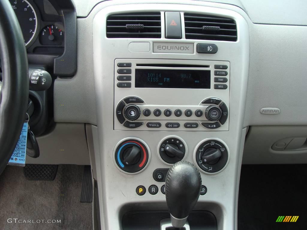 2005 Equinox LT AWD - Galaxy Silver Metallic / Light Gray photo #18
