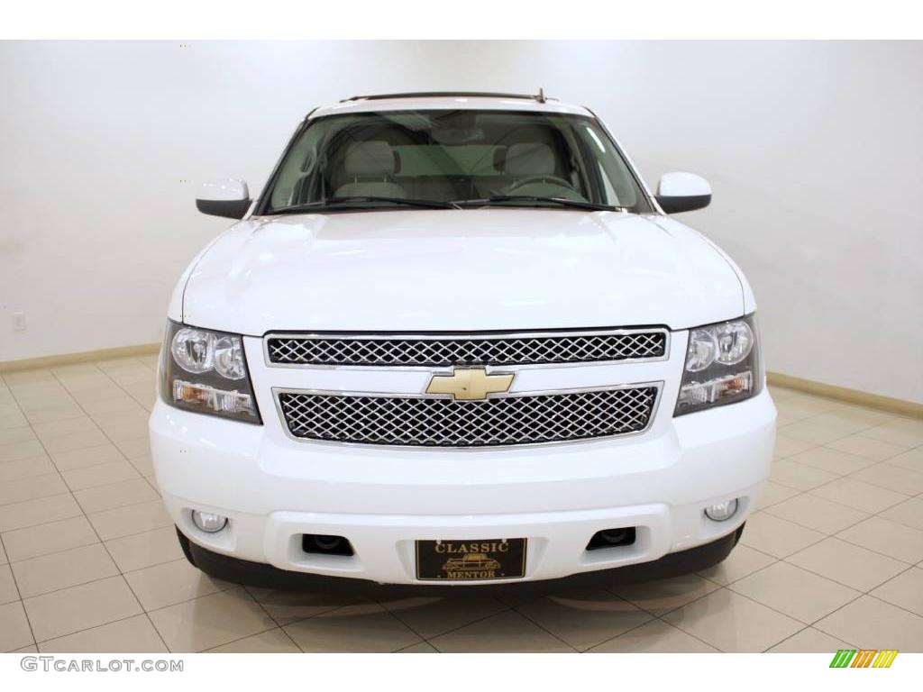 2007 Tahoe LT 4x4 - Summit White / Light Cashmere/Ebony photo #2
