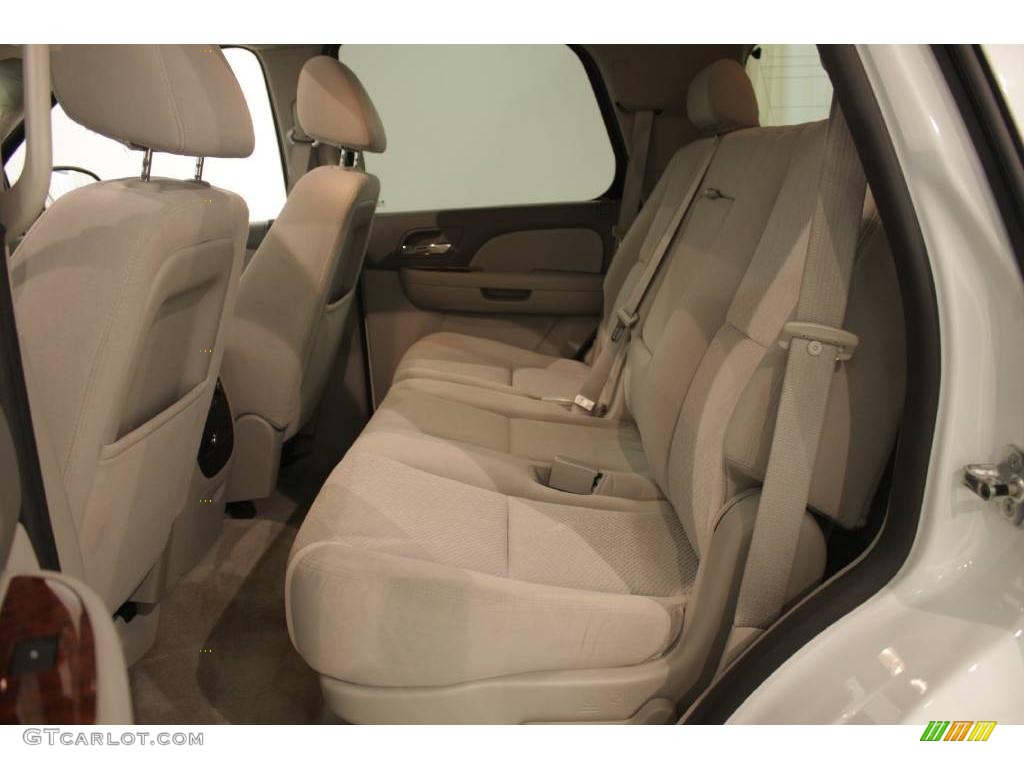2007 Tahoe LT 4x4 - Summit White / Light Cashmere/Ebony photo #16