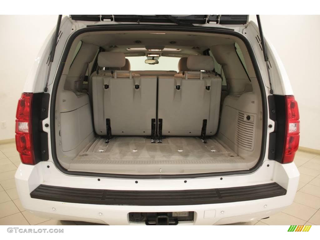 2007 Tahoe LT 4x4 - Summit White / Light Cashmere/Ebony photo #17