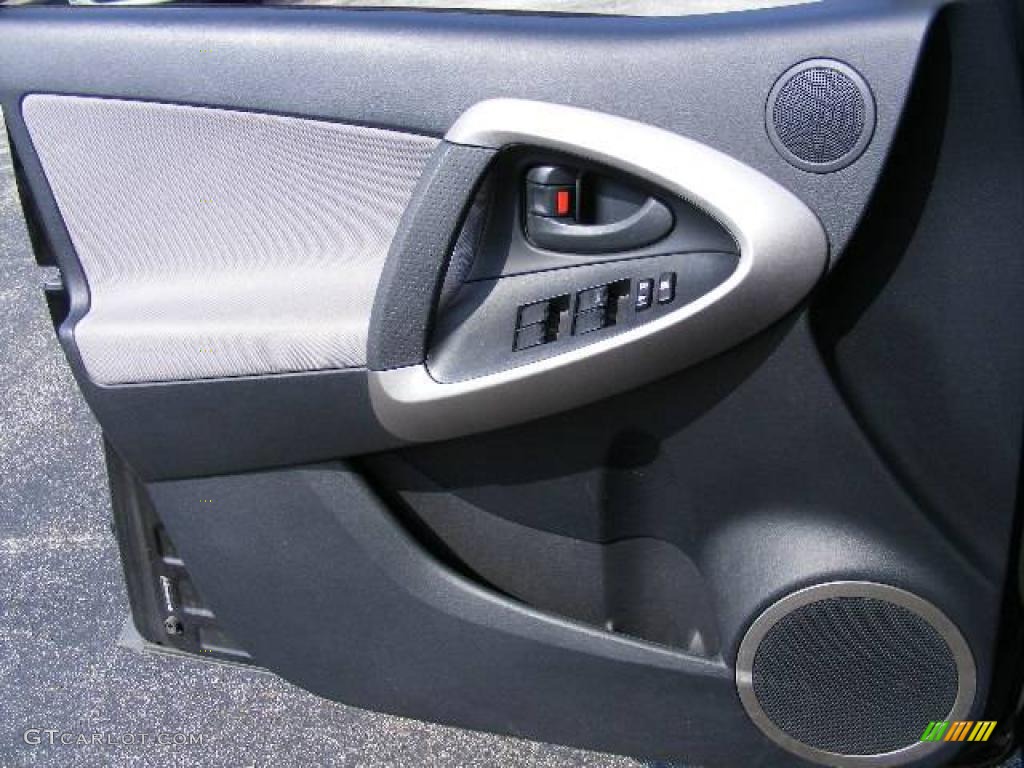 2008 RAV4 I4 - Black / Ash photo #22