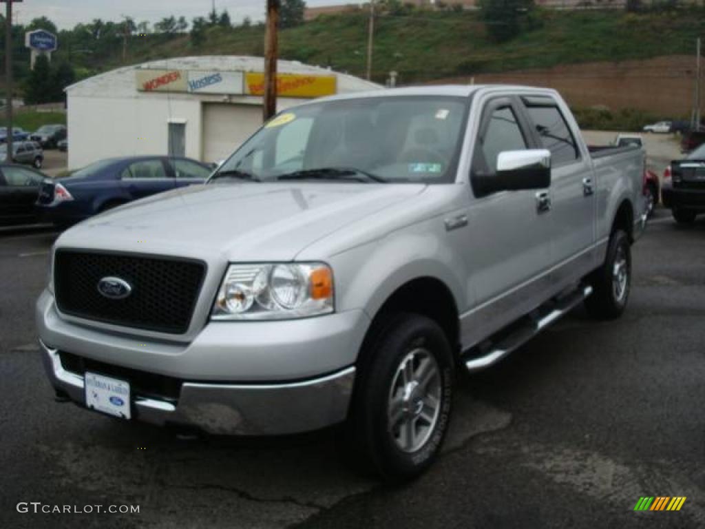 2005 F150 XLT SuperCrew 4x4 - Silver Metallic / Medium Flint/Dark Flint Grey photo #7