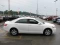 Super White - Camry LE Photo No. 7