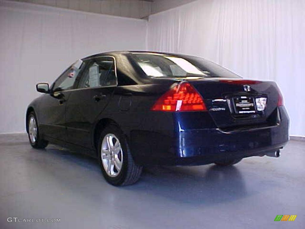 2006 Accord EX Sedan - Royal Blue Pearl / Gray photo #25
