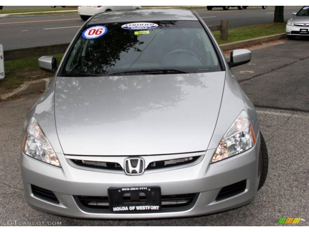 2006 Accord LX Sedan - Alabaster Silver Metallic / Black photo #2