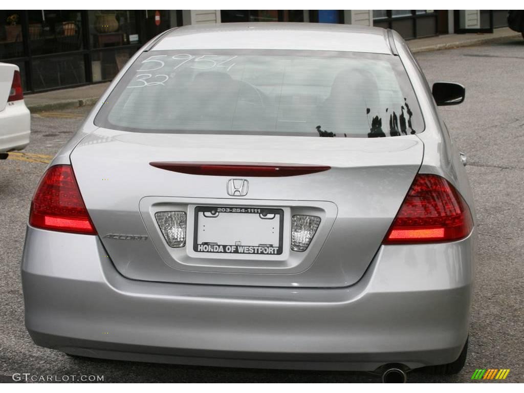 2006 Accord LX Sedan - Alabaster Silver Metallic / Black photo #6