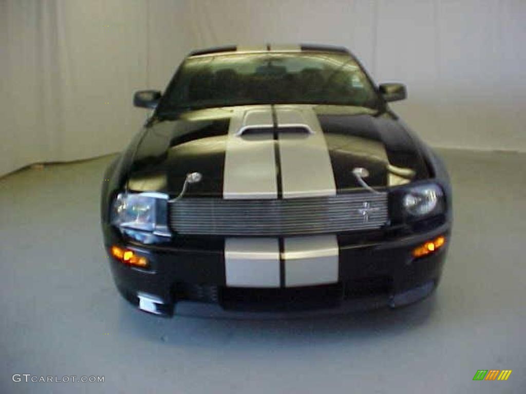 2007 Mustang Shelby GT Coupe - Black / Dark Charcoal photo #2