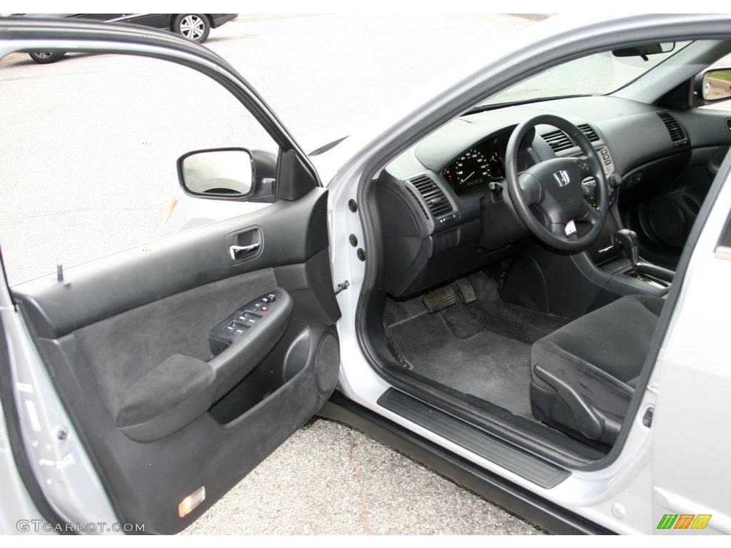 2006 Accord LX Sedan - Alabaster Silver Metallic / Black photo #10