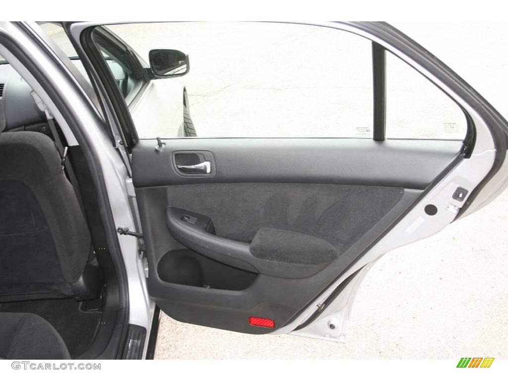 2006 Accord LX Sedan - Alabaster Silver Metallic / Black photo #15