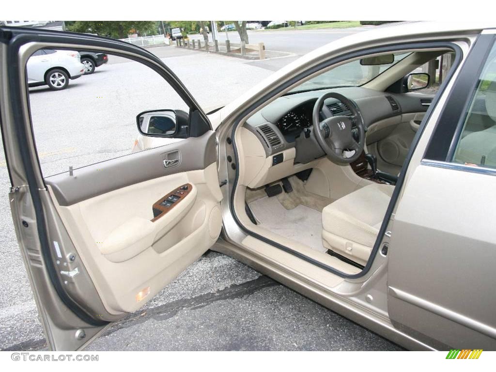 2006 Accord EX Sedan - Desert Mist Metallic / Ivory photo #10