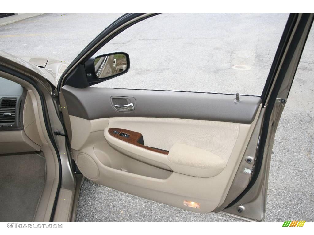 2006 Accord EX Sedan - Desert Mist Metallic / Ivory photo #14
