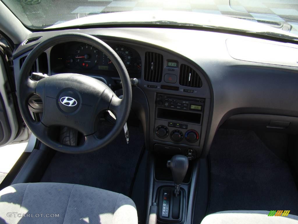 2006 Elantra GLS Sedan - Sterling Silver / Gray photo #13