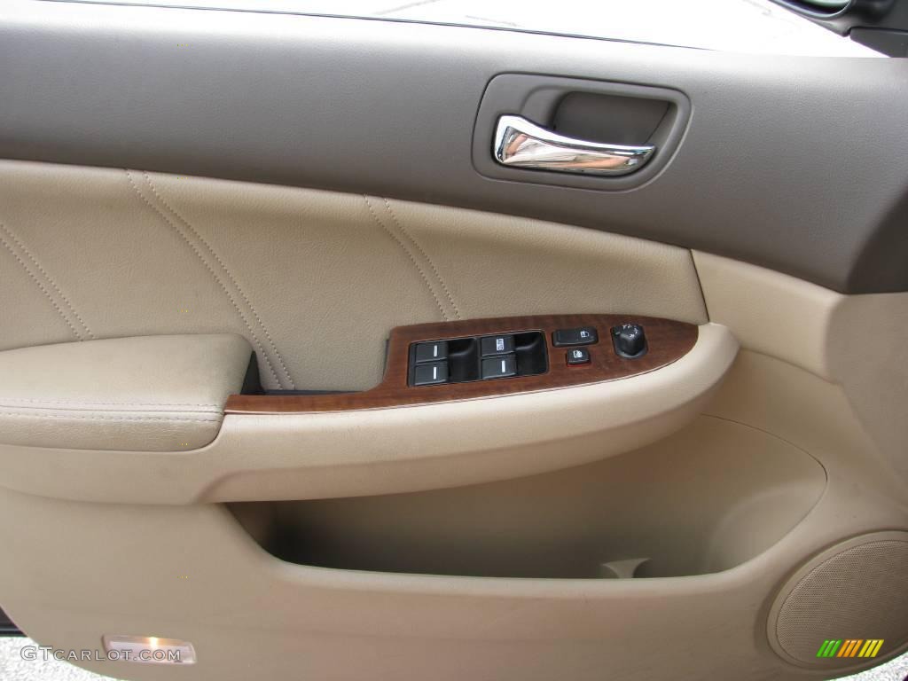 2006 Accord EX-L V6 Sedan - Nighthawk Black Pearl / Ivory photo #10