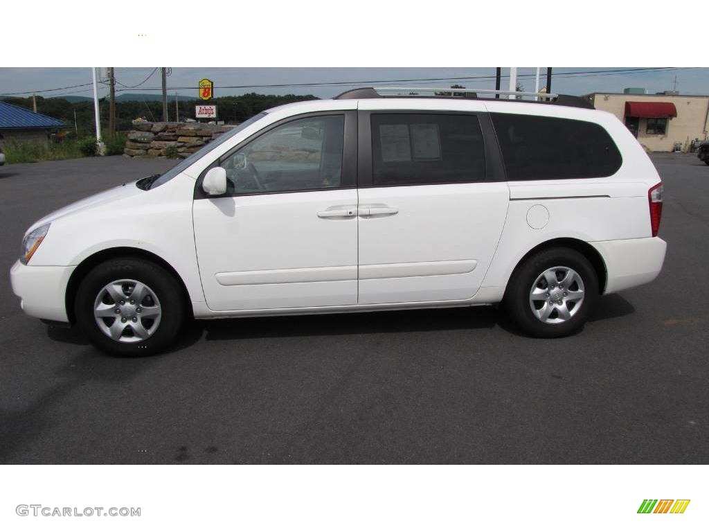 2008 Sedona LX - White / Gray photo #2