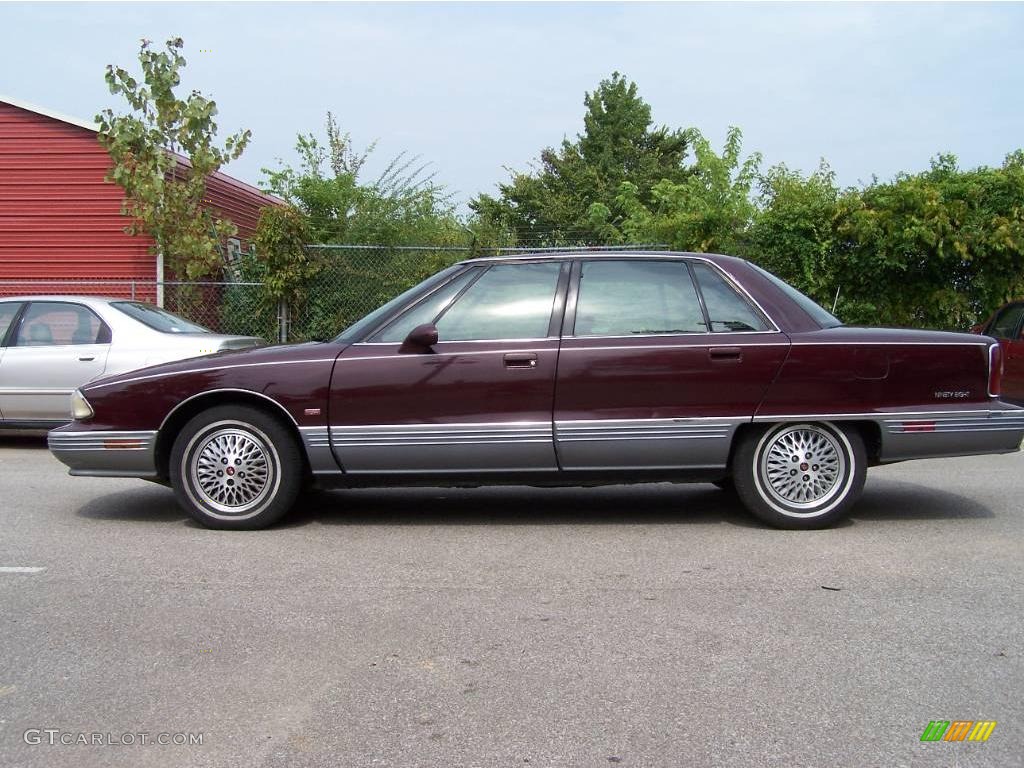 1992 Eighty-Eight Royale LS - Dark Garnet Red Metallic / Dark Red photo #1