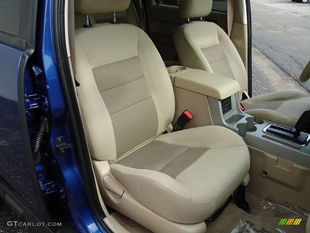 2008 Escape XLT V6 4WD - Vista Blue Metallic / Camel photo #14