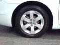 Super White - Prius Hybrid Photo No. 3