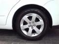 Super White - Prius Hybrid Photo No. 21