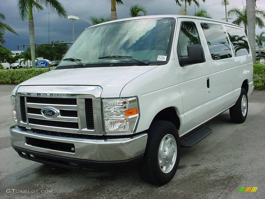 2008 E Series Van E350 Super Duty XLT Passenger - Oxford White / Medium Flint photo #8