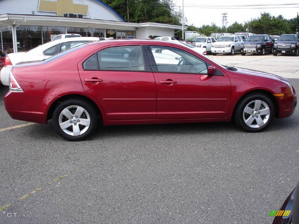 2008 Fusion SE V6 - Redfire Metallic / Camel photo #3