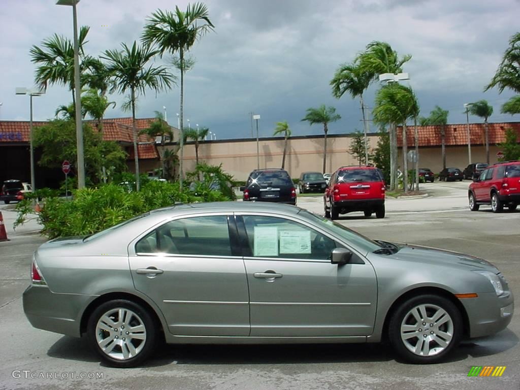 2008 Fusion SEL V6 - Vapor Silver Metallic / Camel photo #2