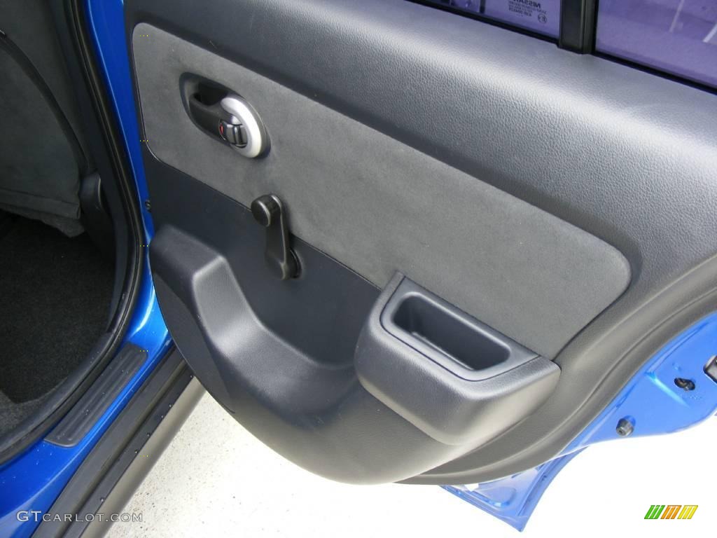2008 Versa 1.8 S Hatchback - Sapphire Blue / Charcoal photo #27