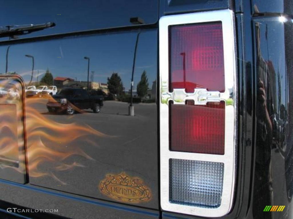 2006 H2 SUV - Black/Custom Flames / Ebony/Custom Flames photo #13